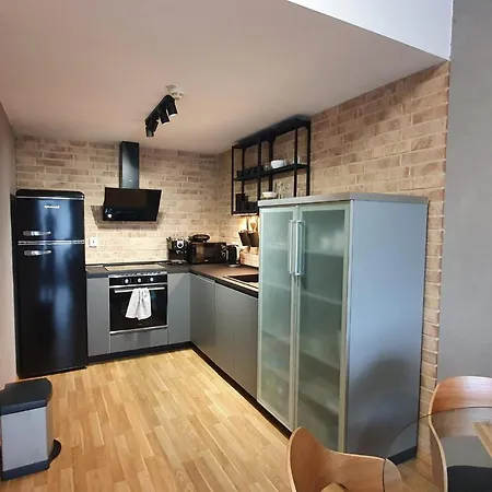 Moderna دونوفالي