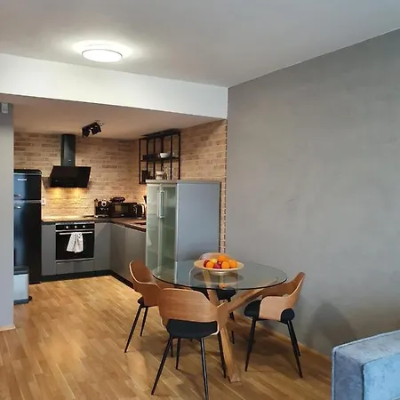 Moderna Apartment *