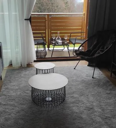 Moderna دونوفالي